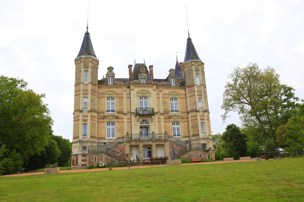 Chateau De L'Oiseliniere Bed and Breakfast Gorges  Exteriör bild